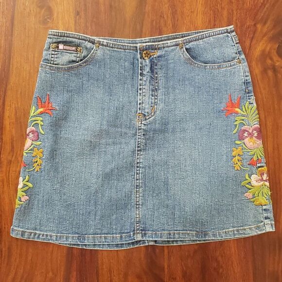 💐 Vintage Y2K Embroidered Denim Mini Skirt Floral Bird Jean Skirt SMALL - Picture 4 of 14